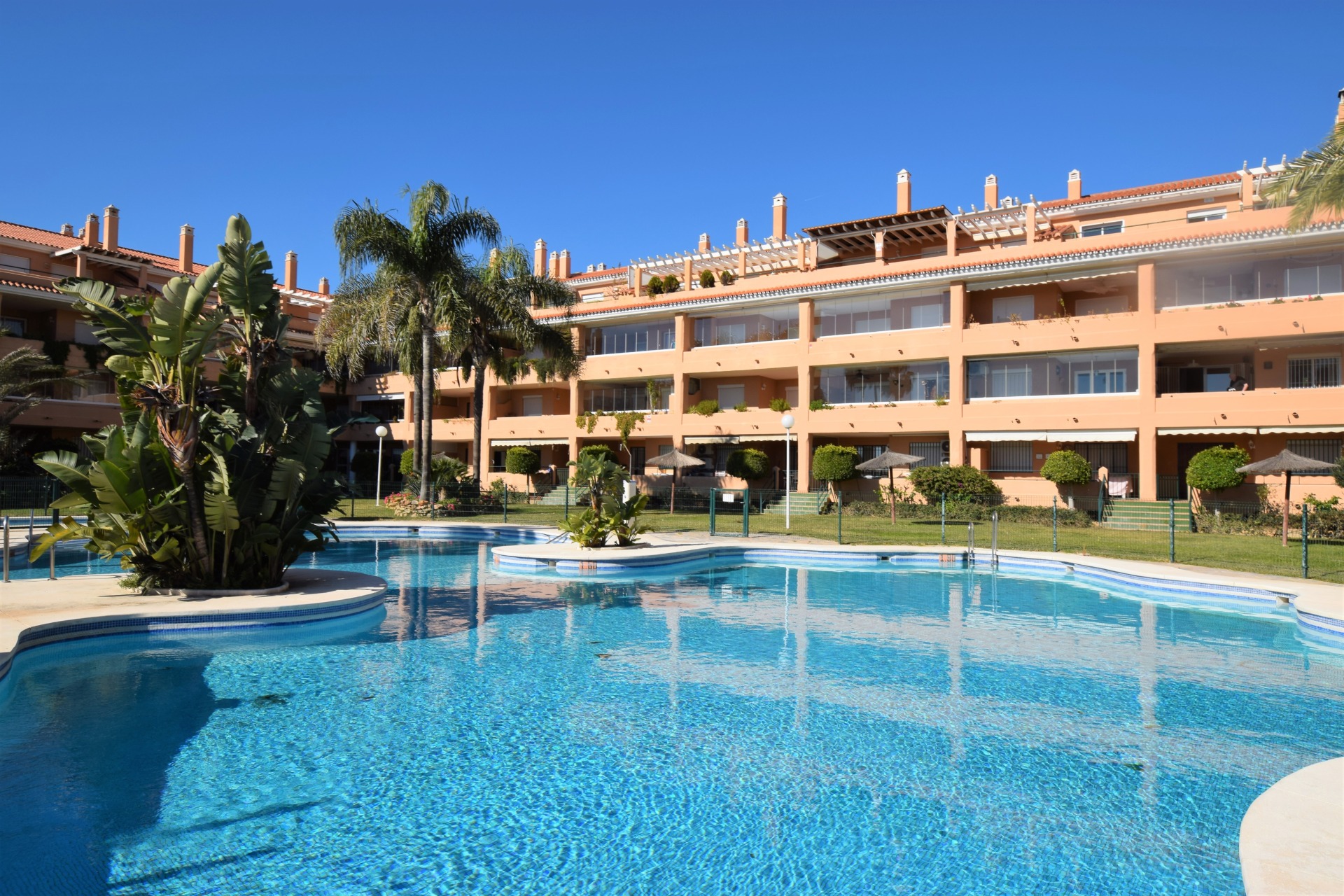 Beach side apartment for sale in La Siesta Beach, La Cala de Mijas