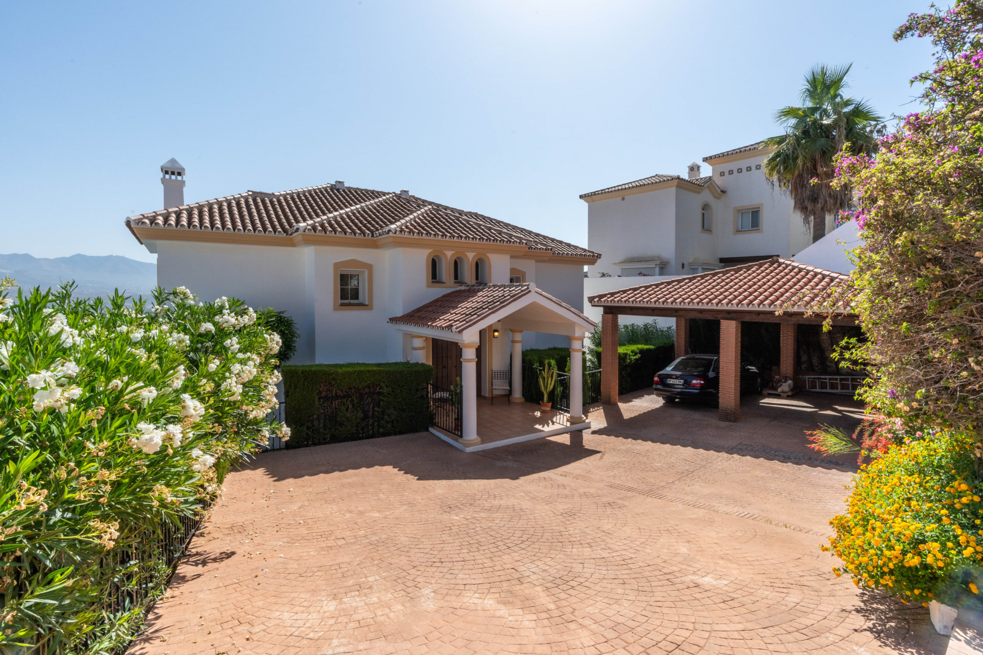 Villa for sale in La Cala Golf Resort